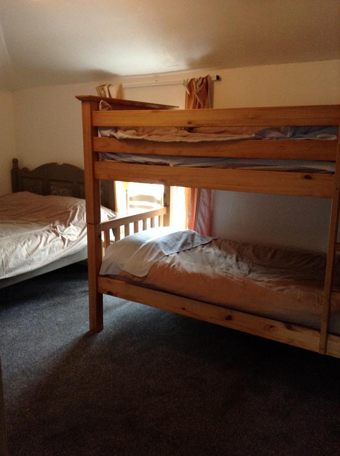 Pantyrathro International Hostel Carmarthen Zewnętrze zdjęcie