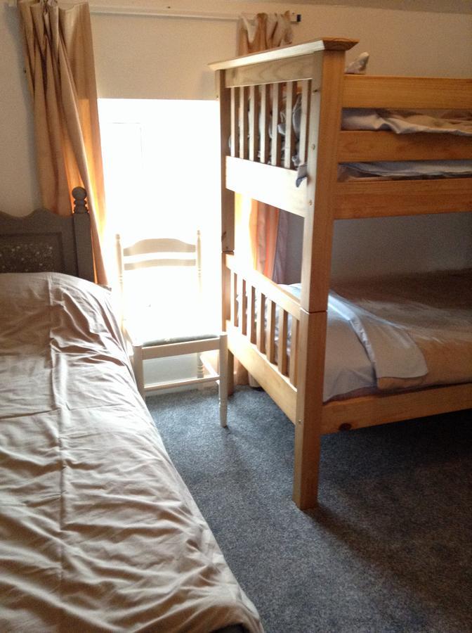 Pantyrathro International Hostel Carmarthen Zewnętrze zdjęcie