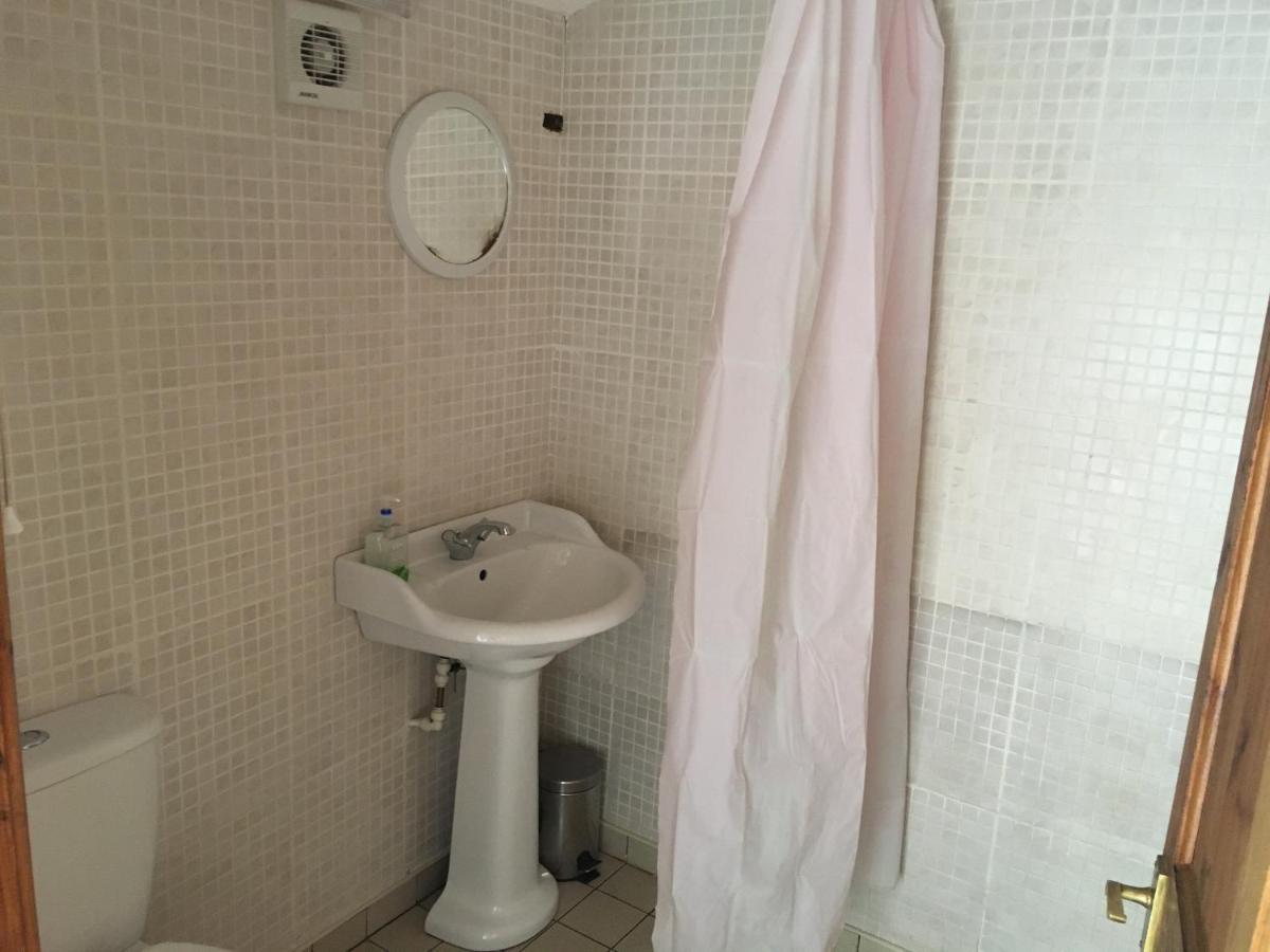 Pantyrathro International Hostel Carmarthen Zewnętrze zdjęcie